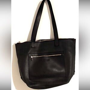 🌺Parker Clay Beautiful Black Entoto Zip Leather Tote Bag